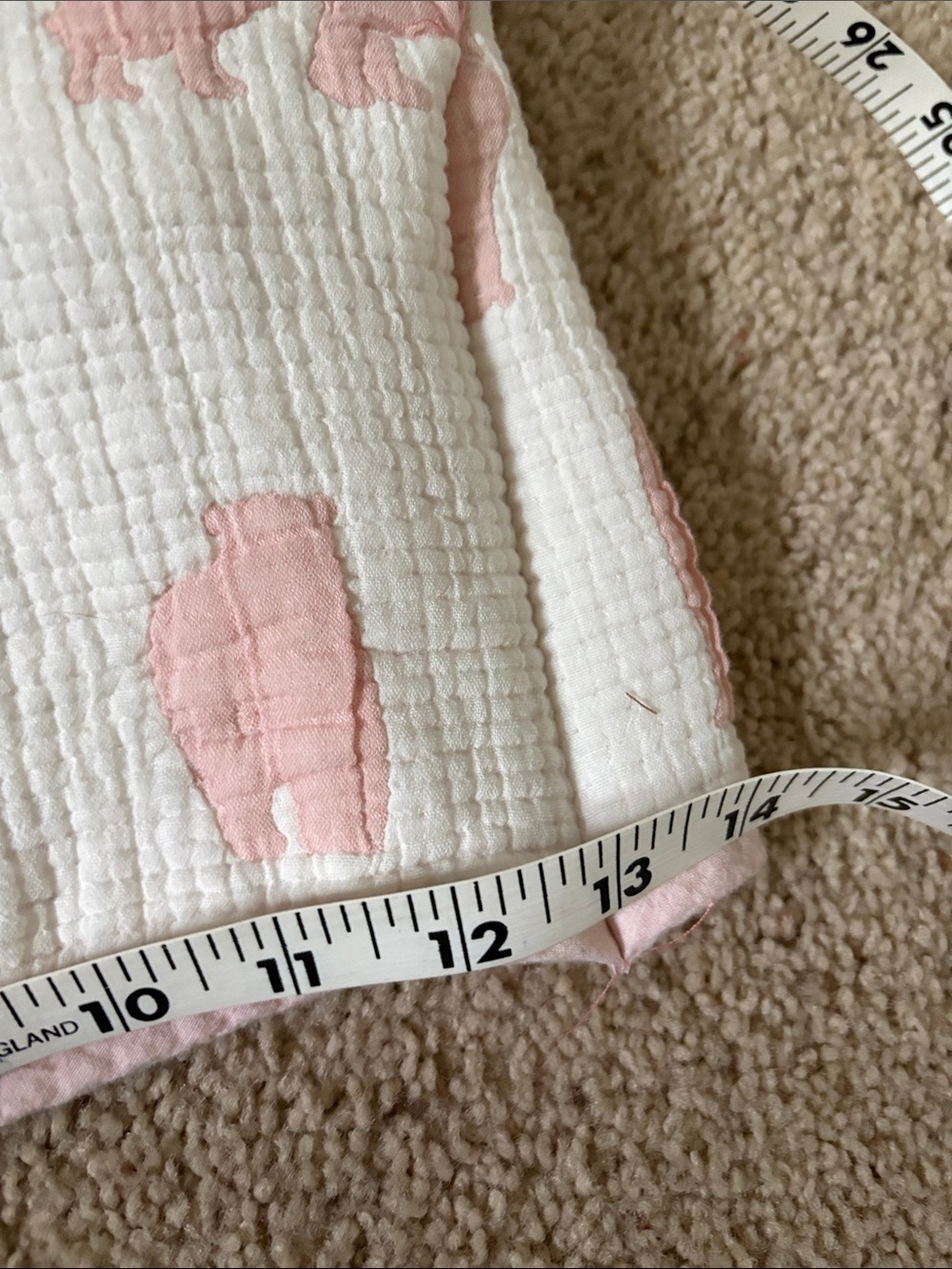Upcycle muslin swaddle quilted short with polar bears - Picture 6 of 10